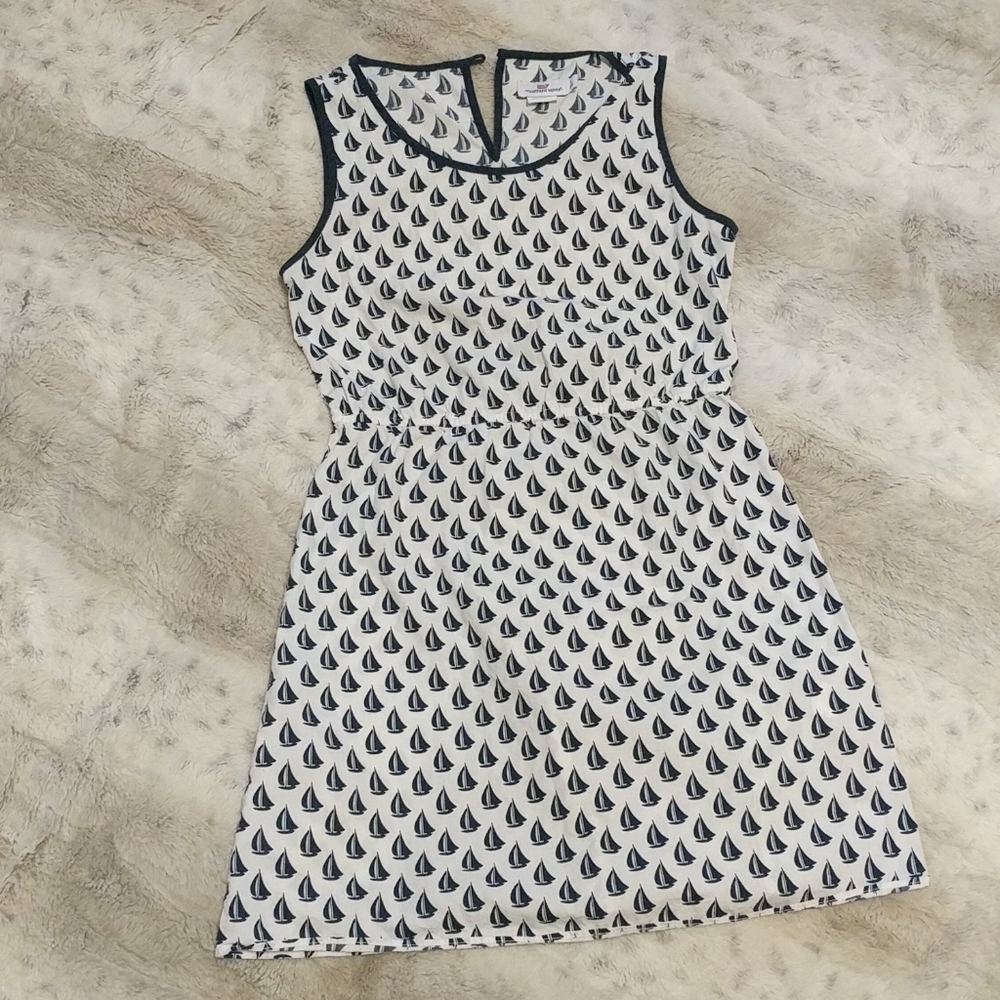 Vineyard Vines dress